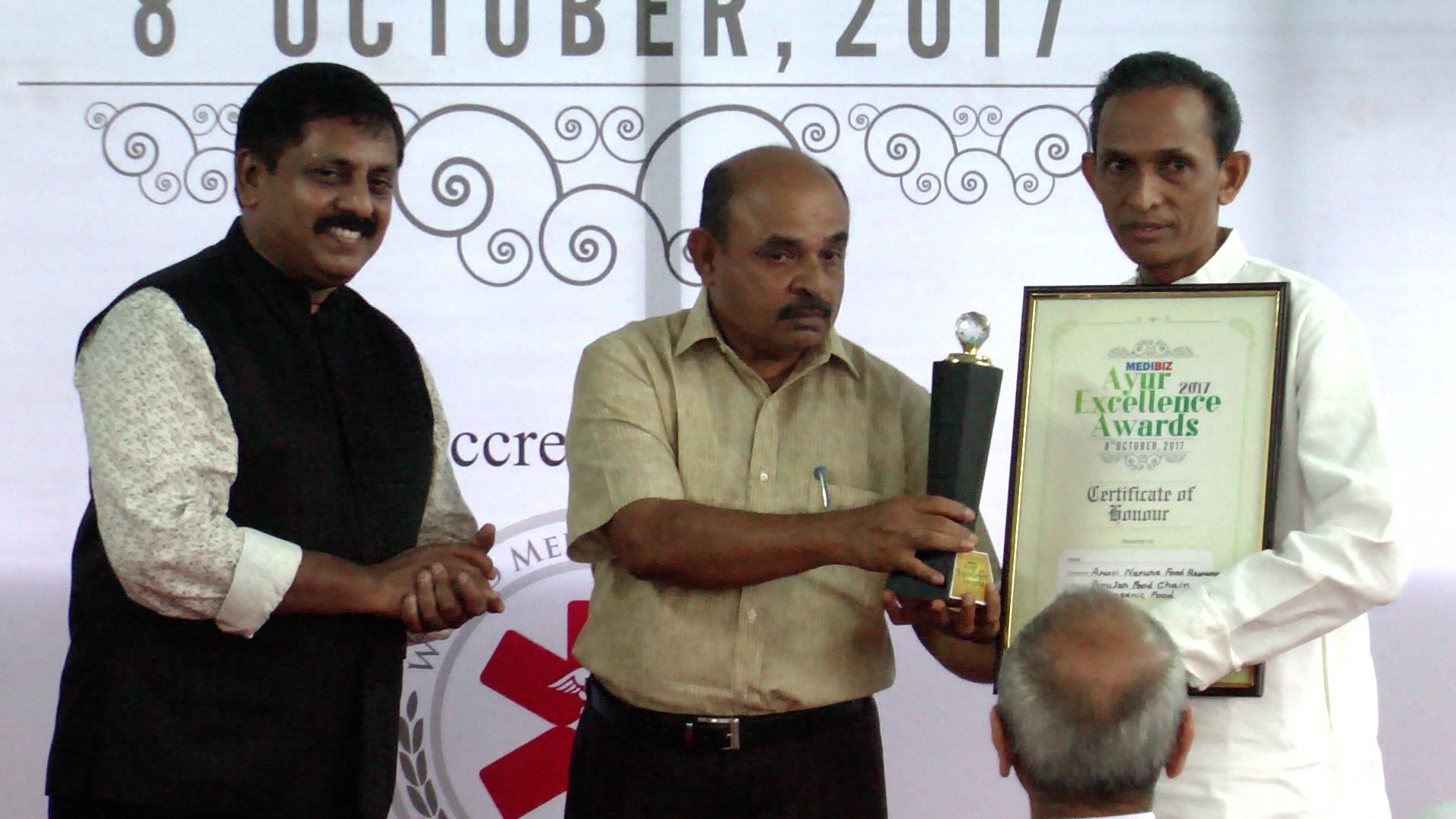 Medibiz Ayur Excellence Award -Popular food chain-Organic food-Aruvi Nature Food Restaurant