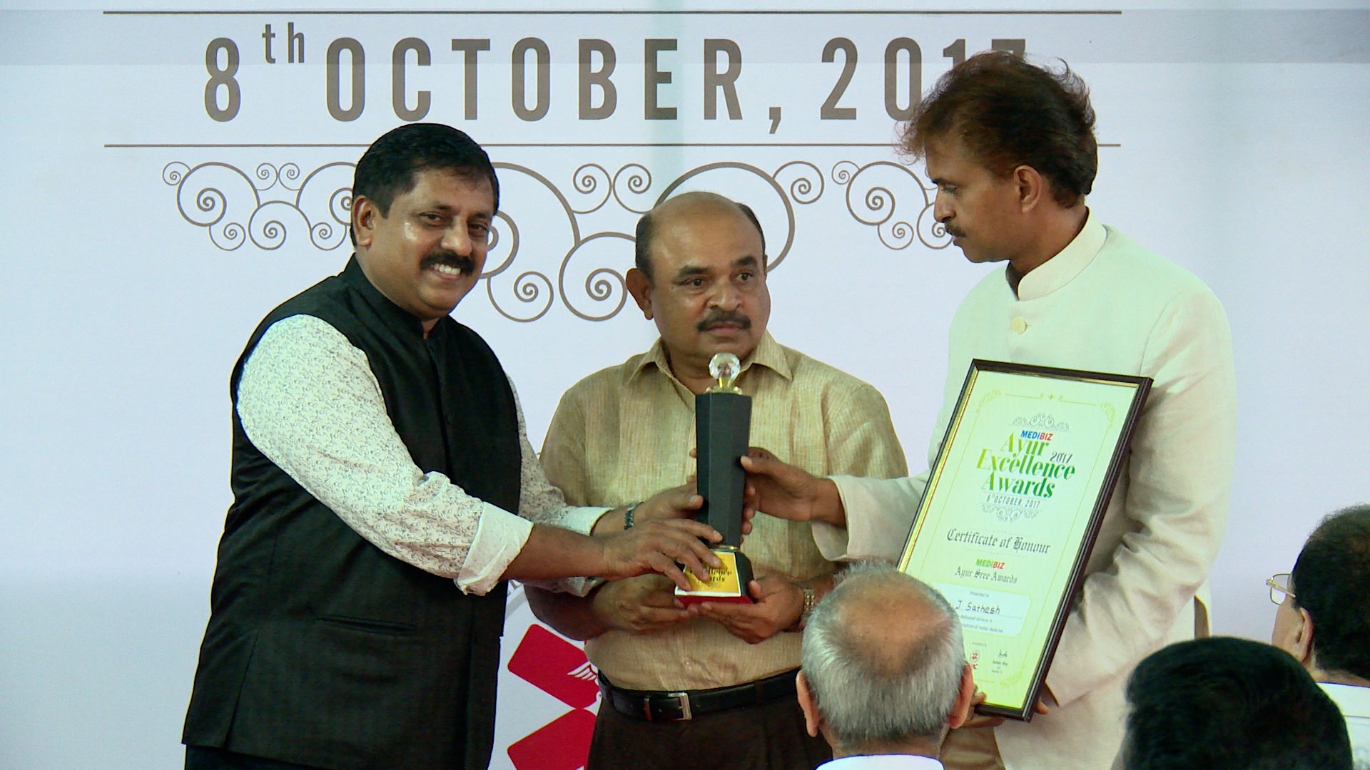 Medibiz Ayur Excellence Award- Ayur Sree - Dr. Satish (Nadi)